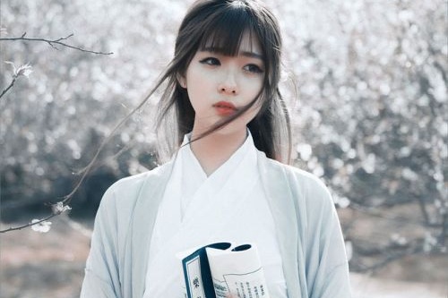土樓小吃街?jǐn)[攤賺錢嗎